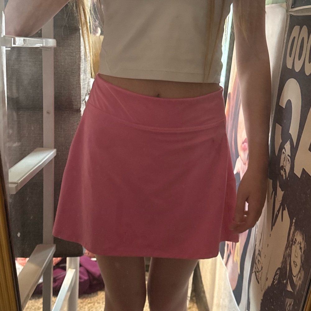 pink skirt with pleated accent